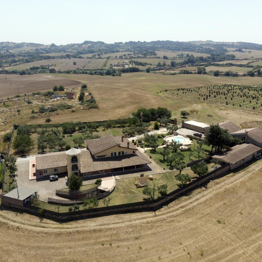 Il Granaio Del Pavone Villa Nepi Buitenkant foto