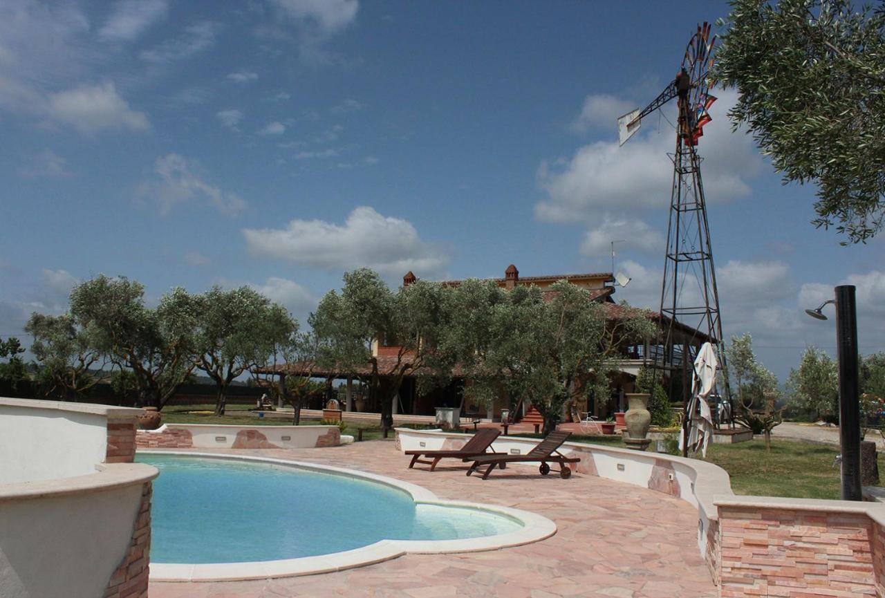 Il Granaio Del Pavone Villa Nepi Buitenkant foto